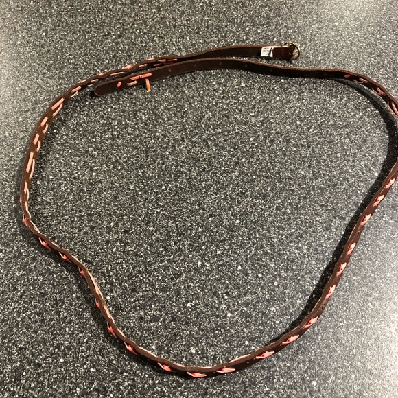 Barely Used American Eagle Thin Belt Women Size 10 - Picture 3 of 3